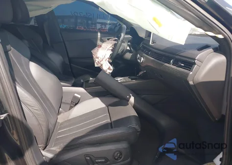 2018 Audi A4 2.0T Tech Ultra Premium/2.0T Ultra Premium z USA, uszkodzony, nr VIN WAULMAF40JA233578